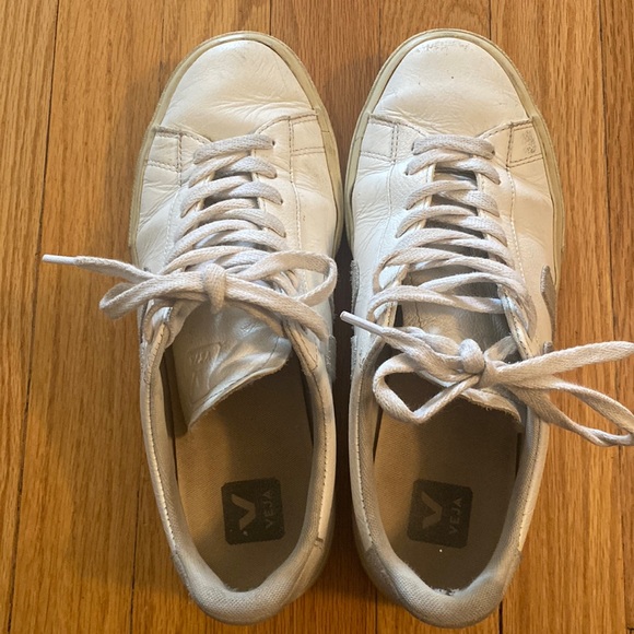 Veja Shoes Veja Tennis Shoes Sneakers Sz 9 White Grey Hood Pre